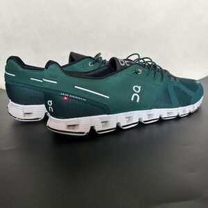 On Cloud 6 Mens Size 13, Evergreen/White Running lightweight Athletic Shoes